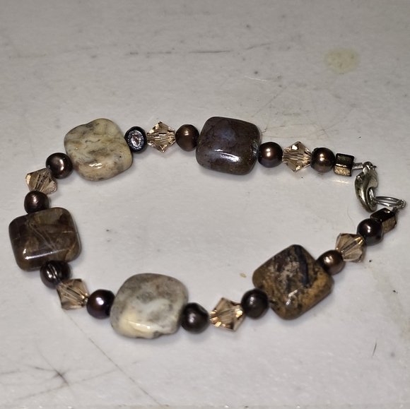 Handmade Natural Stone Beaded Bracelet - Picture 1 of 5